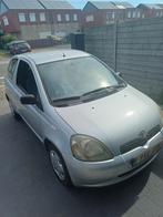 Toyota yaris  1000cc benzine 1ste eigenaar blanco gekeurd, Auto's, Voorwielaandrijving, Stof, 50 kW, 4 cilinders