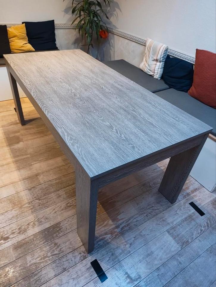 Eettafel, heel nette staat, schadevrij, Huis en Inrichting, Tafels | Eettafels, Zo goed als nieuw, Ophalen