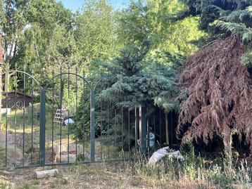 Volijzeren groene poort  beschikbaar voor biedingen