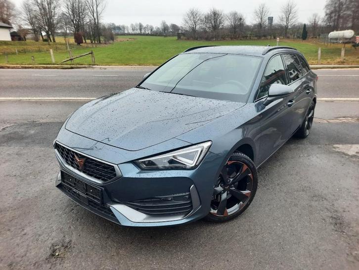 Cupra Leon Sportstourer 1.5 eTSI DSG sportstoelen BTW, Auto's, Cupra, Bedrijf, Te koop, Leon, ABS, Achteruitrijcamera, Adaptive Cruise Control