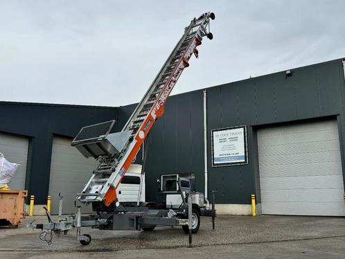 Böcker HD26K 26meters bj2006 (bj 2006), Zakelijke goederen, Machines en Bouw | Liften, Steigers en Ladders