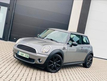 Mini Cooper One 1.4 B ** Met garantie **Gekeurd voor verk