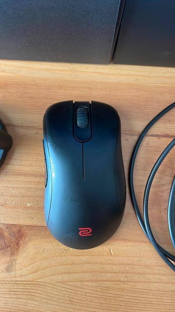 ZOWIE EC3-DW, Computers en Software, Muizen, Zo goed als nieuw, Muis, Rechtshandig, Ophalen