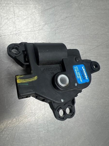 KACHELSTELMOTOR Hyundai i30 Wagon (GDHF5) (HVCCD266EB9AA01), Auto-onderdelen, Airco en Verwarming, Hyundai, Gebruikt