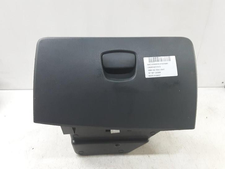 OPBERGVAK Dacia Dokker (0S) (01-2012/12-2021), Auto-onderdelen, Interieur en Bekleding, Dacia, Gebruikt