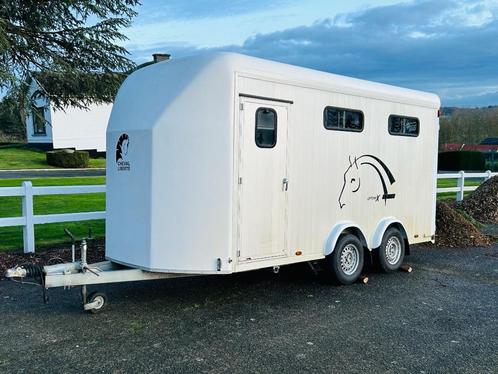 Cheval Liberté Optimax 4-paards-trailer in goede staat, Dieren en Toebehoren, Paarden en Pony's | Trailers en Aanhangwagens, Gebruikt