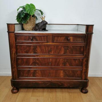 Vintage Frans dressoir commode, ladekast met marmer blad 302 beschikbaar voor biedingen