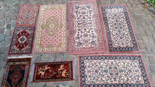 8 kleinere en 1 groot tapijt vanaf 4 euro, Huis en Inrichting, Stoffering | Tapijten en Vloerkleden, Beige, Ophalen