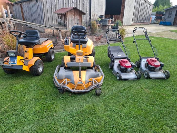 Zitmaaier grasmaaier, Tuin en Terras, Grasmaaiers, Zo goed als nieuw, Opvangbak, Ophalen