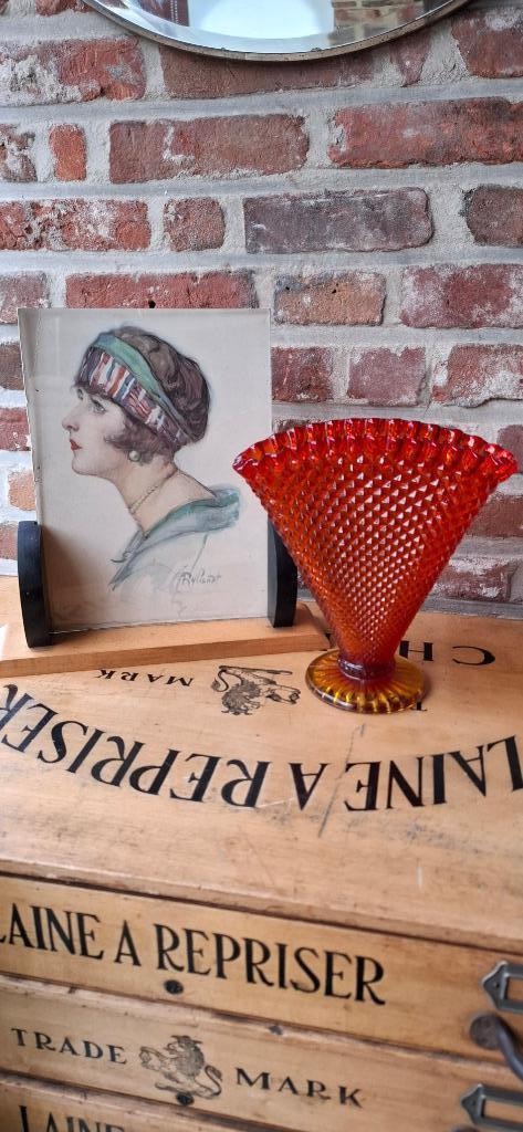 Oude waaiervormige glazen vaas - Amberina glas, Antiek en Kunst, Antiek | Glaswerk en Kristal, Ophalen of Verzenden