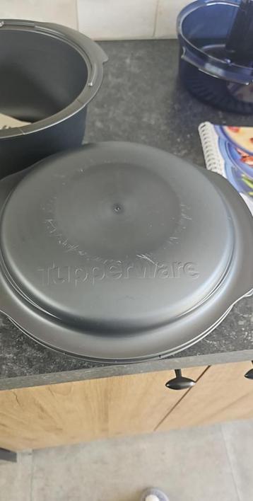 Tupperware ultra pro set 1,5l en 2,5l  beschikbaar voor biedingen