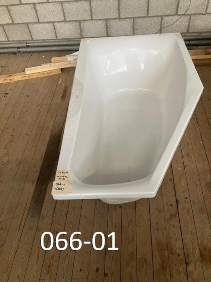 066. Opruiming Kunststof acryl plaatstalen ligbad ligbaden, Huis en Inrichting, Badkamer | Complete badkamers, Nieuw, Ophalen