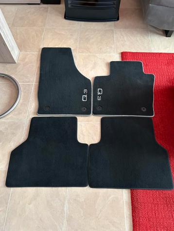 Tapis audi Q3 beschikbaar voor biedingen