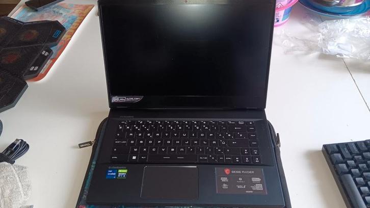Msi gaming laptop met steelseries toebehoren 15,6inch, Computers en Software, Windows Laptops, Zo goed als nieuw, 15 inch, SSD