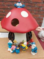 smurfen huisje met smurfjes, Verzamelen, Ophalen of Verzenden, Zo goed als nieuw, Verschillende Smurfen, Huisje of Attribuut
