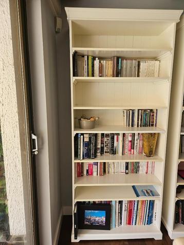 Bibliothèque beschikbaar voor biedingen