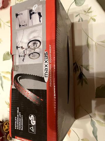 fietslift maxus beschikbaar voor biedingen