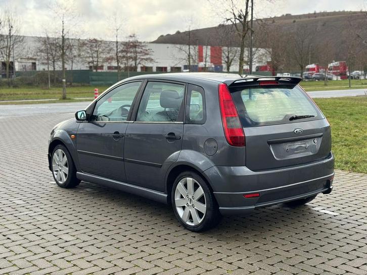 Ford Fiesta Ghia uitvoering 1.6 Benzine GEKEURD VVK, Auto's, Ford, Particulier, Fiësta, Benzine, Handgeschakeld, Ophalen