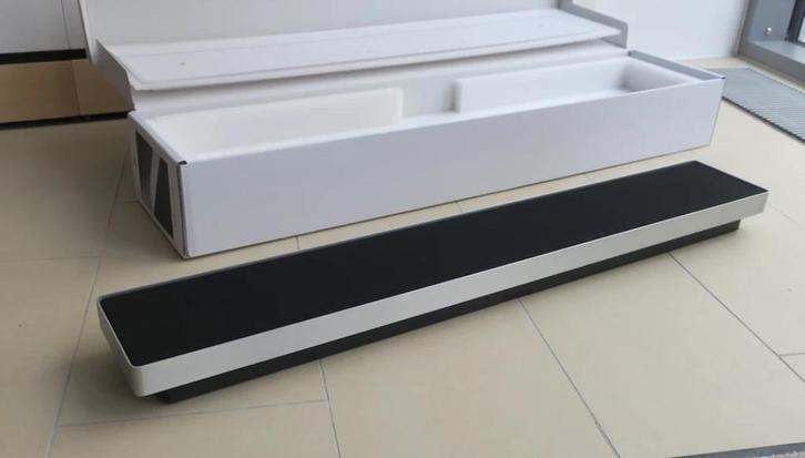 Bang & Olufsen Beosound Stage Alu/Black soundbar 2024 B&O, Audio, Tv en Foto, Soundbars, Zo goed als nieuw, Bluetooth, Ophalen