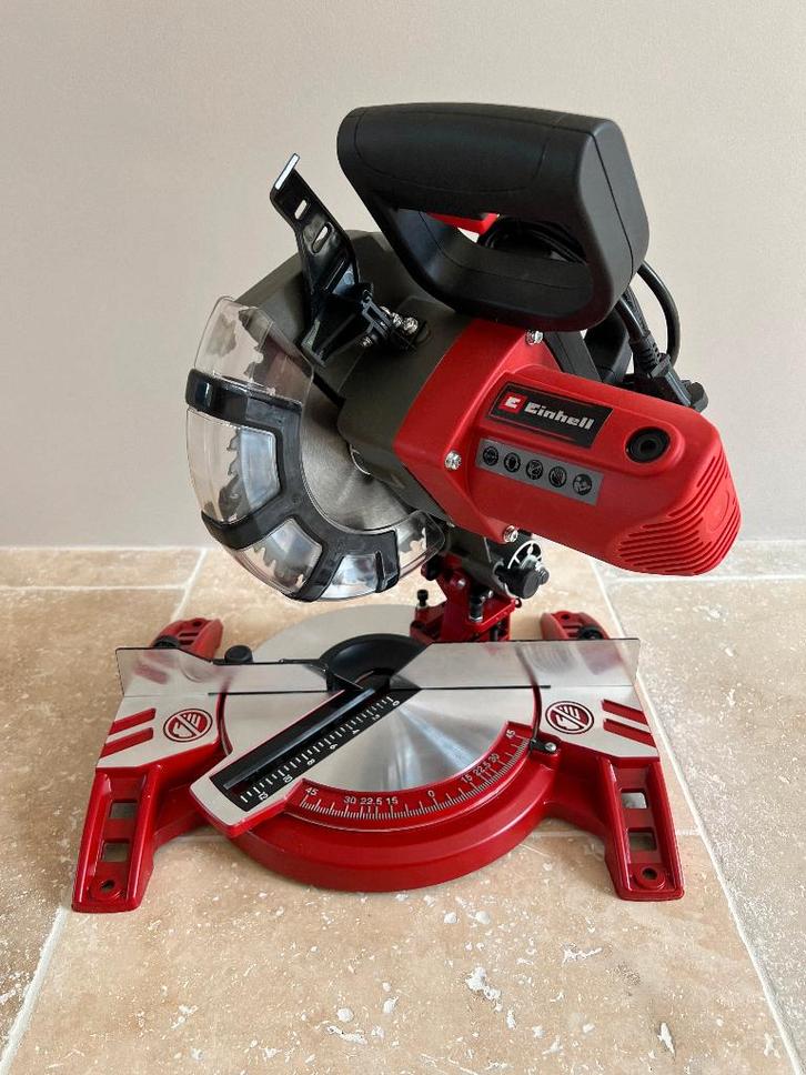 Scie à onglets Einhell, Bricolage & Construction, Outillage | Scies mécaniques, Comme neuf, Scie à onglet, Enlèvement