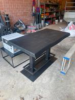 Eettafel (140x80)+ 4 krukken (Haco Breda), Ophalen