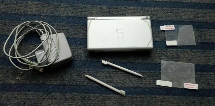 nintendo ds lite console, Games en Spelcomputers, Spelcomputers | Nintendo DS, DS Lite, Ophalen of Verzenden