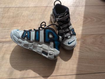basketschoenen beschikbaar voor biedingen