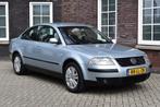 Volkswagen Passat 2.3 V5 Comfortline, Elektrische buitenspiegels, Blauw, Bedrijf, Passat