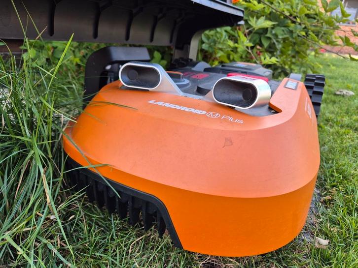 Worx Landroid m500 plus extra sensors garage warranty 2029, Tuin en Terras, Robotmaaiers, Zo goed als nieuw, Minder dan 20 cm
