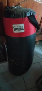 Sac de boxe Lonsdale avec chaînes pour suspendre, Sports & Fitness, Équipement d'arts martiaux, Autres, Utilisé, Enlèvement ou Envoi