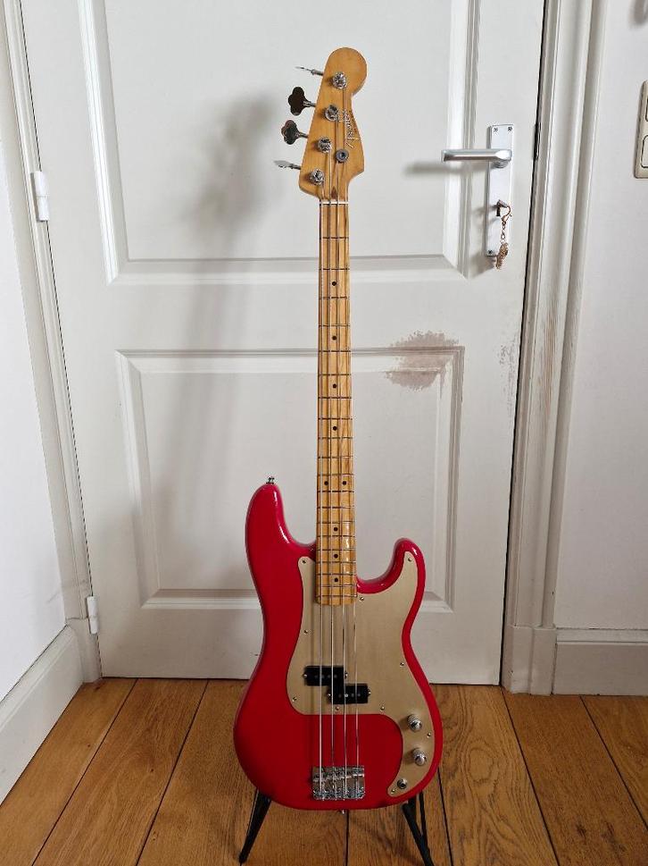 Fender Vintera 50's Precision bass, Musique & Instruments, Instruments à corde | Guitares | Basses, Comme neuf, Enlèvement