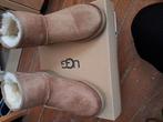 Ugg boots beige ophalen in oudenaarde, Dieren en Toebehoren, Ophalen, Zo goed als nieuw
