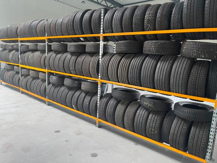 Tweedehands Banden 0493332228, Autos : Pièces & Accessoires, Pièces camion, Enlèvement