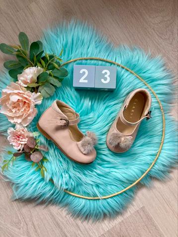 Clarys schoenen met bonten strikje • maat 23 beschikbaar voor biedingen