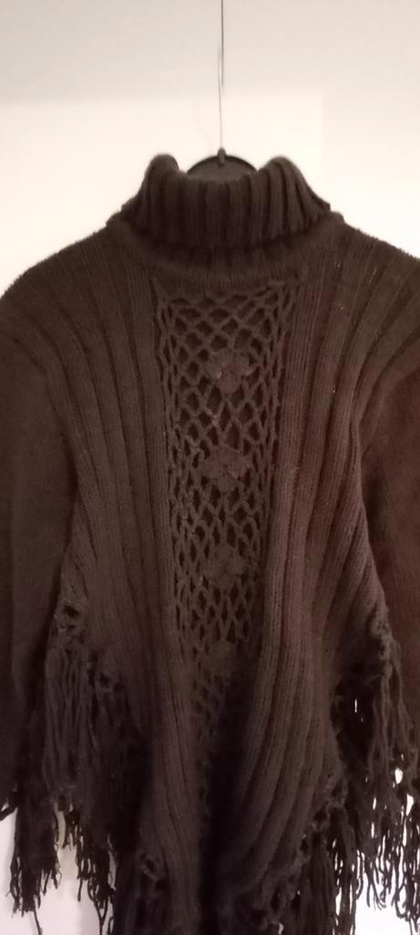 Poncho marron foncé pour femme., Vêtements | Femmes, Pulls & Gilets, Comme neuf, Brun, Enlèvement