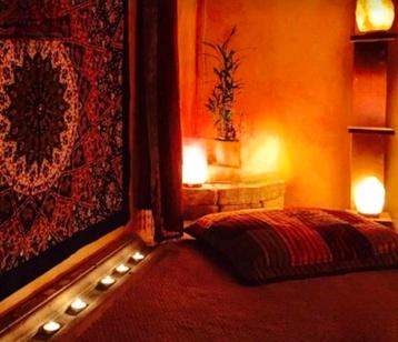 Cherche masseuse sérieuse  beschikbaar voor biedingen