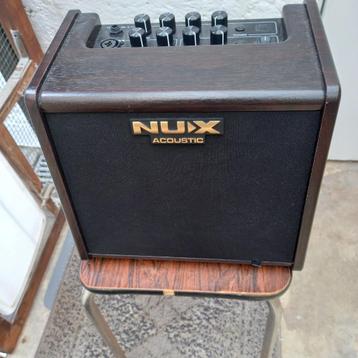 gitaar versterker . beschikbaar voor biedingen
