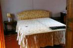 klassiek bed, Huis en Inrichting, Slaapkamer | Bedden, 160 cm, Bruin, Zo goed als nieuw, Hout
