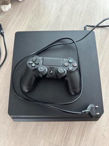 PS4 Slim beschikbaar voor biedingen