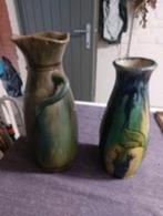 2 vases en faïence de Bruges, Antiquités & Art, Antiquités | Céramique & Poterie, Enlèvement