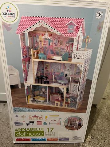 Poppenhuis Annabelle beschikbaar voor biedingen