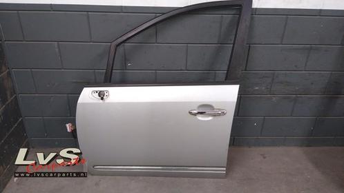 Portier 4Deurs links-voor van een Kia Carens, Auto-onderdelen, Carrosserie, Deur, Kia, Gebruikt, 3 maanden garantie, Ophalen of Verzenden