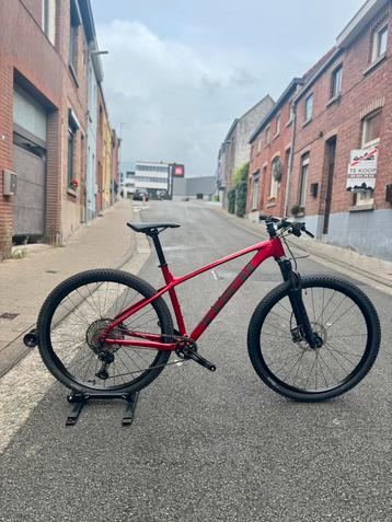 Trek Xcaliber 9 medium beschikbaar voor biedingen