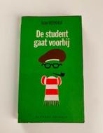 Aster Berkhof, De student gaat voorbij, Boeken, Ophalen of Verzenden, Gelezen