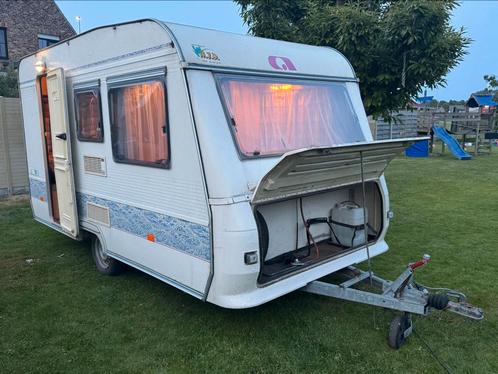 Adria  Unica A360DB, Caravans en Kamperen, Caravans, Particulier, tot en met 4, Standaardzit, Adria, Dwarsbed, Dwars-stapelbed
