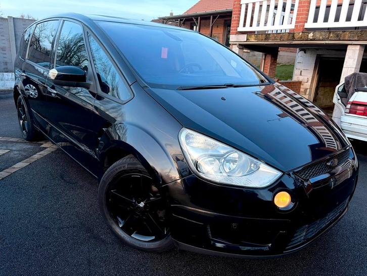 Ford S-max 1.8 tdci 125ch 173000km carnet complet, Auto's, Ford, Particulier, S-Max, ABS, Airbags, Airconditioning, Alarm, Bluetooth