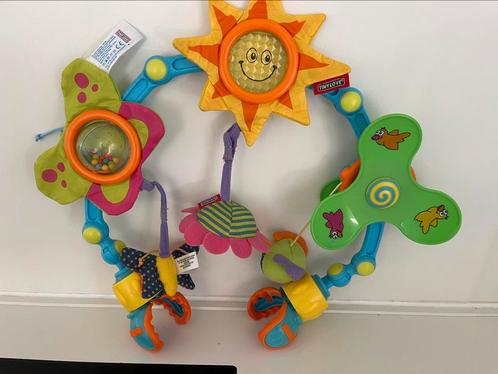 Kleurige Speelboog / maxicosi-spanner / kinderwagen-spanner, Kinderen en Baby's, Speelgoed | Babyspeelgoed, Zo goed als nieuw