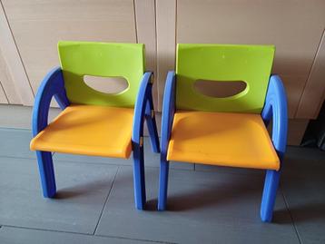 kinder stoelen 2 stuks jaren 80 beschikbaar voor biedingen