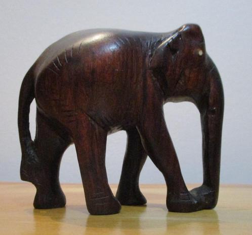 HOUTEN OLIFANT – 9 x 8 cm., Collections, Collections complètes & Collections, Envoi