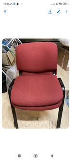 Chaises, Enlèvement, Deux